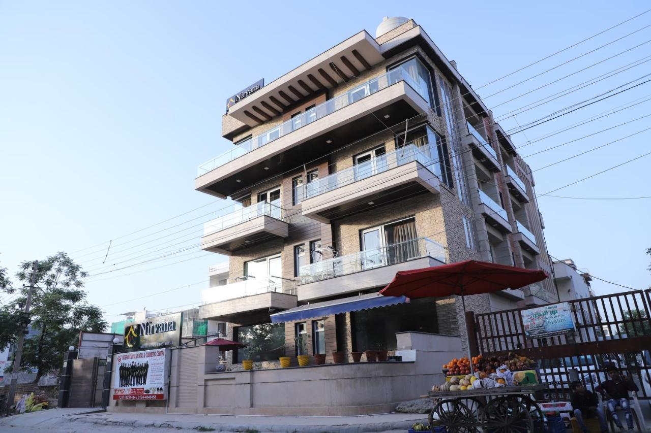 Nirvana Rooms คูร์เคาน์ ภายนอก รูปภาพ