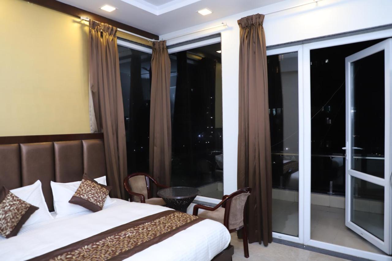 Nirvana Rooms คูร์เคาน์ ภายนอก รูปภาพ