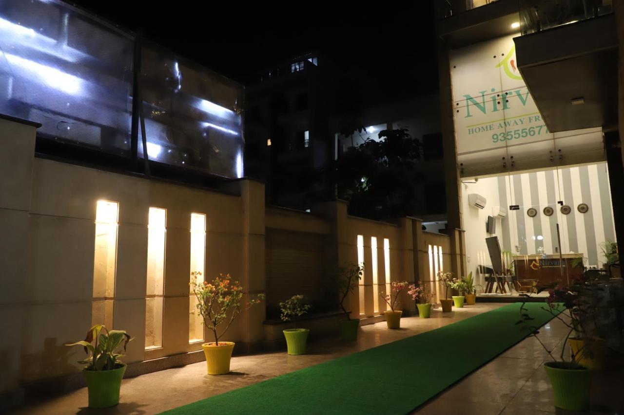 Nirvana Rooms คูร์เคาน์ ภายนอก รูปภาพ