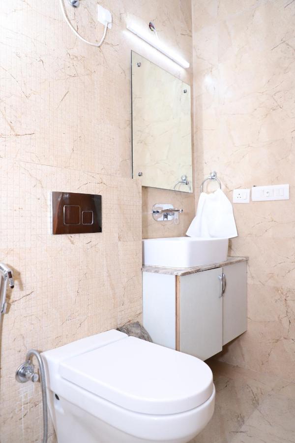 Nirvana Rooms คูร์เคาน์ ภายนอก รูปภาพ